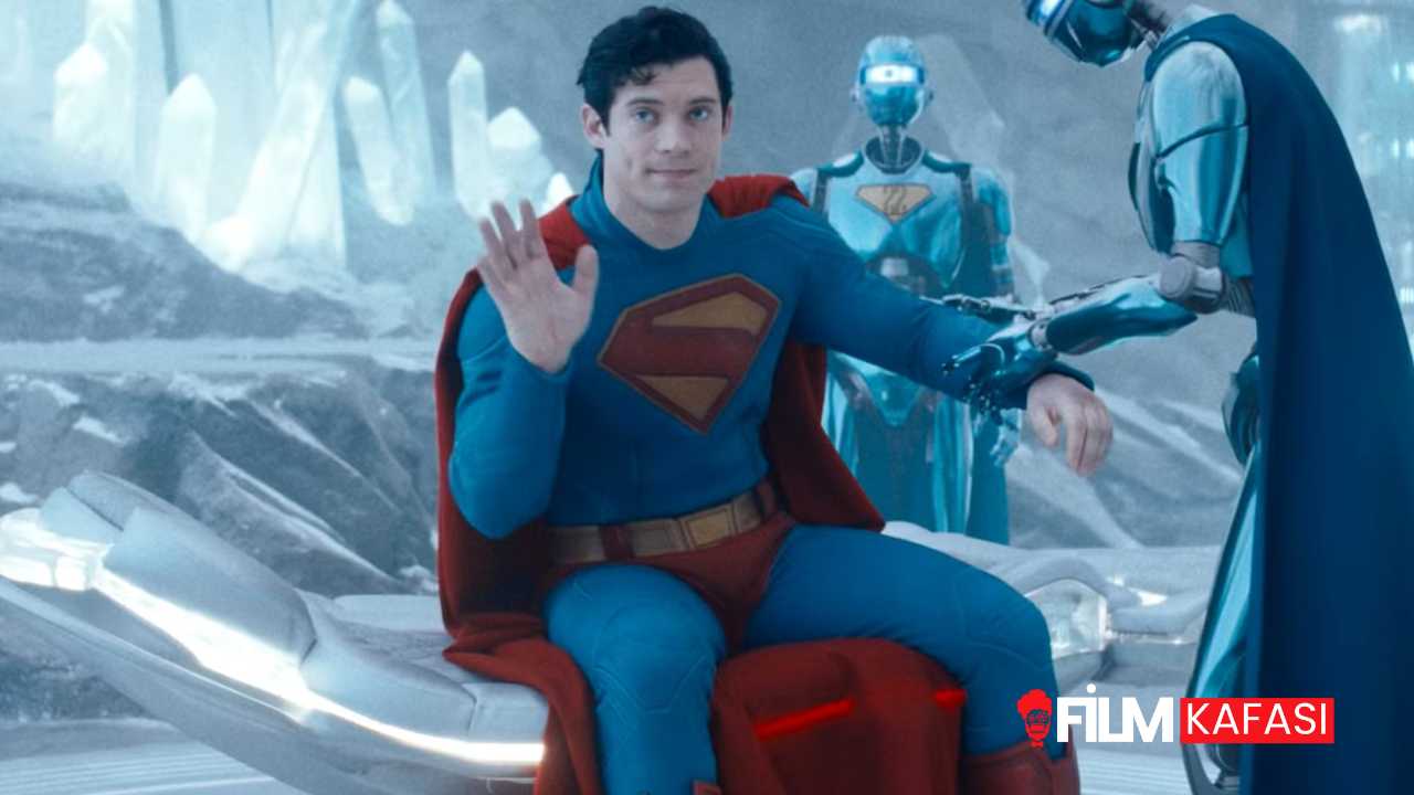 James Gunn Açıkladı: Superman Filmi, Beklenenden Çok Daha Erken Max’e Geliyor! Superman Filmi, Beklenenden Çok Daha Erken Max'e Geliyor!